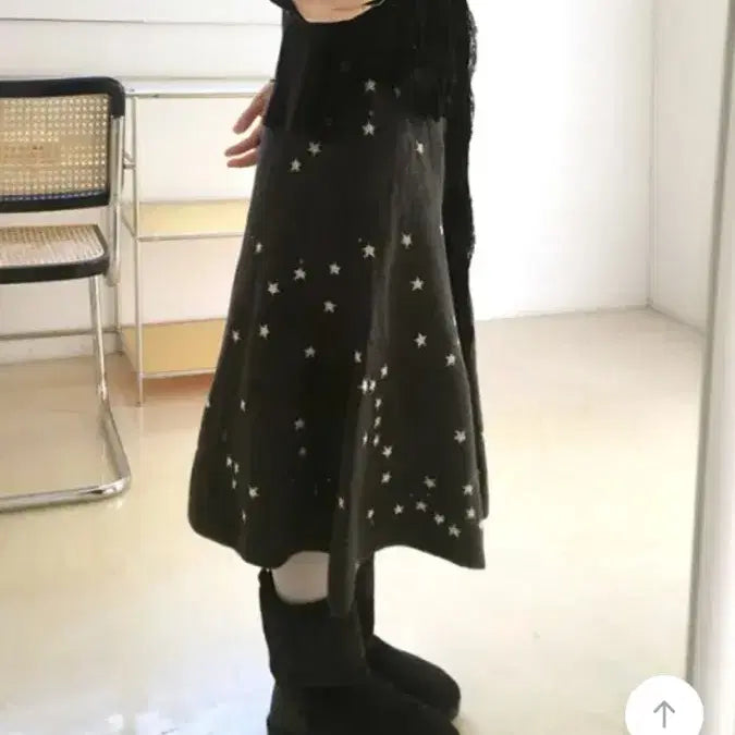 [BUNJANG] Isis Star Pattern Midi Skirt / 에이블리 교신가능)이즈이즈 별 무늬 치마 스커트