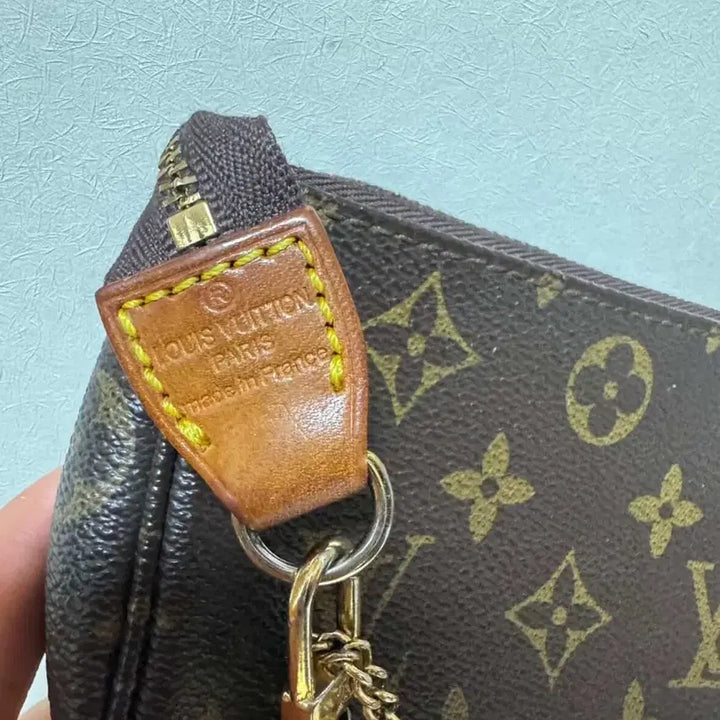 [BUNJANG] Louis Vuitton Mini Pochette Shoulder Bag / 루이비통 미니포쉐트