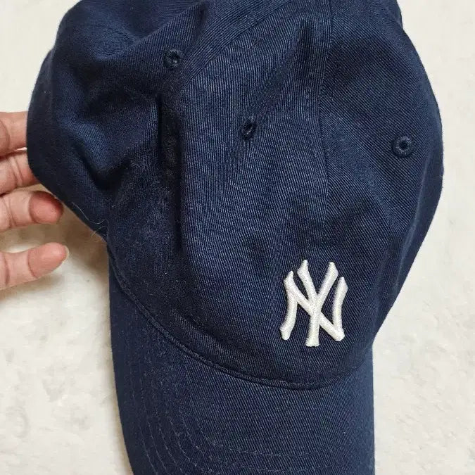 [SOLD OUT] 뉴욕 양키스 네이비 볼캡 모자