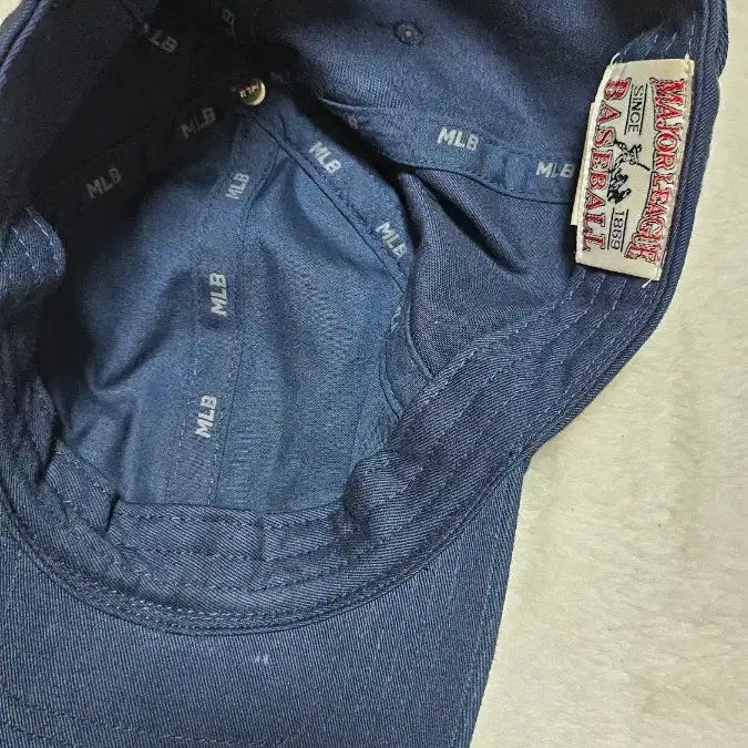 [SOLD OUT] 뉴욕 양키스 네이비 볼캡 모자
