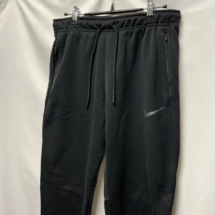 [SOLD OUT] [정품/M] 나이키 스우시 써마스피어 블랙 조거 팬츠/바지