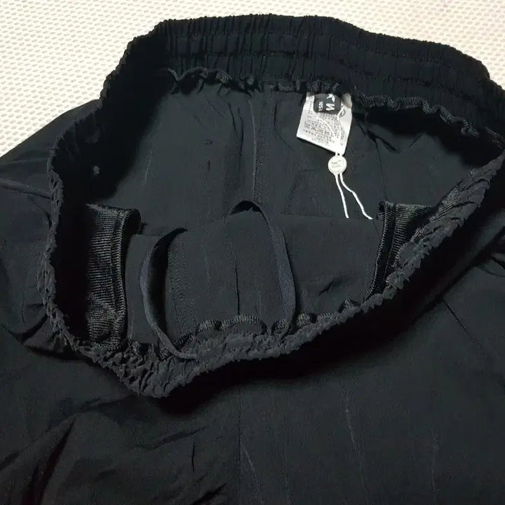 [SOLD OUT] 미사용 울시 바지 사이즈 105(32)