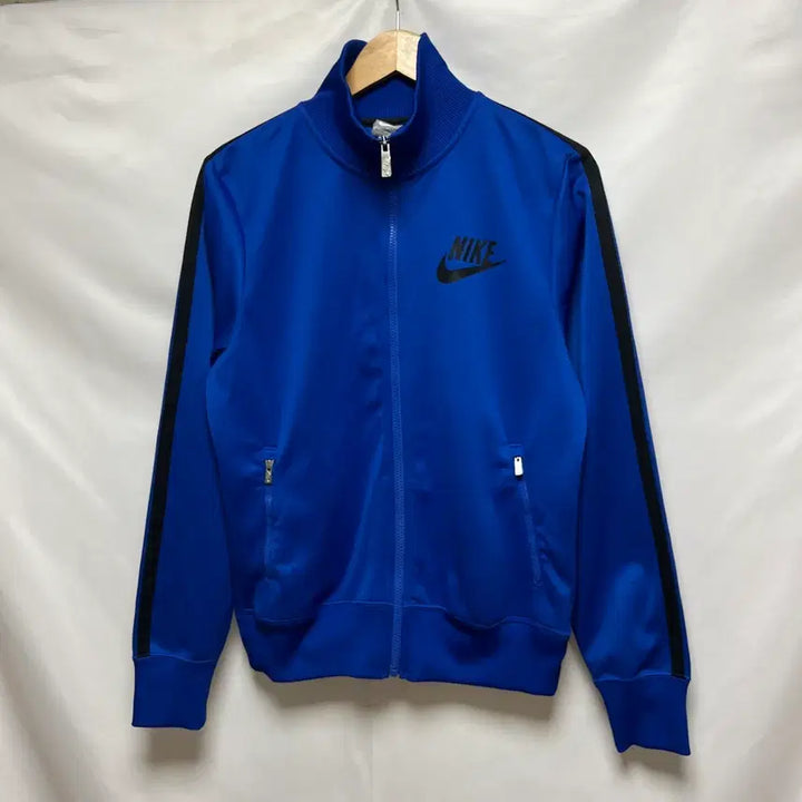 [SOLD OUT] [정품/M] 나이키 스우시 사이드라인 블루파랑 트랙탑/져지