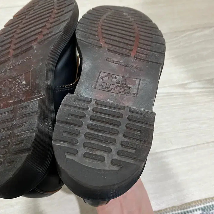 [BUNJANG] Dr. Martens UK4 240 Loafers / 닥터마틴 uk4 240 로퍼