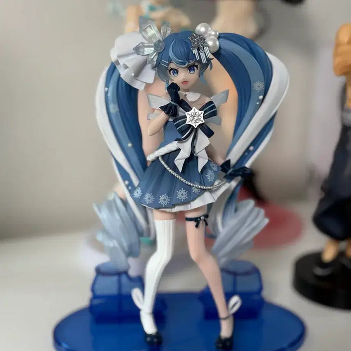 [BUNJANG] Vocaloid Yuki Miku A Figure / 제일복권 보컬로이드 유키 미쿠 피규어
