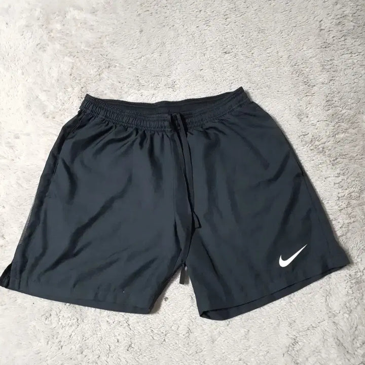 [SOLD OUT] 나이키 반바지 L
