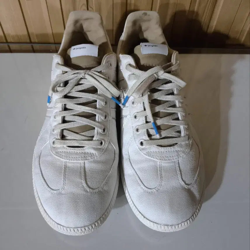 [SOLD OUT] 275mm 아디다스 리스플릿 로우 스니커즈