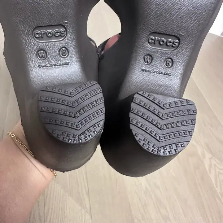 [BUNJANG] Crocs Cypress W8 Shoes / 크록스 사이프러스 w8 (새신발)