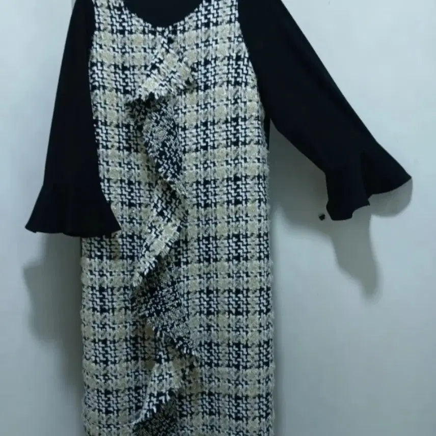 [BUNJANG] AURICULA Tweed Front Dress / 앞면트위드 원피스L