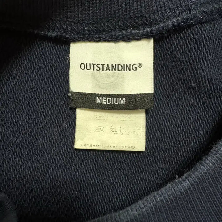 [BUNJANG] Outstanding Olympia Deep Navy MTM / 아웃스탠딩 올림피아 맨투맨