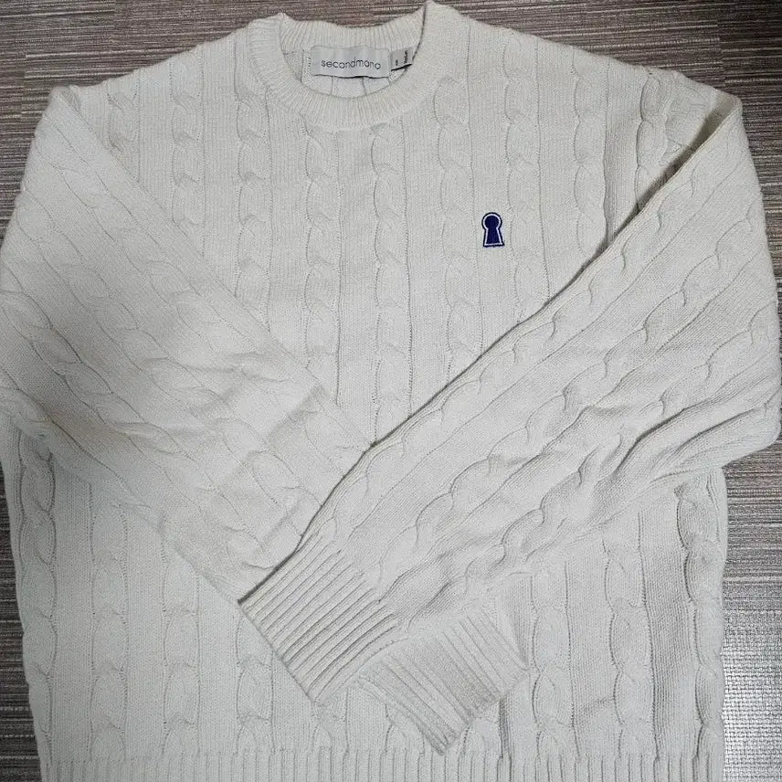 [BUNJANG] Second Monologue Heavyweight Cable Crew Neck Knit (M) / 세컨모놀로그 Heavyweight Cable Crew Neck Knit
