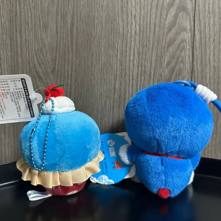 [BUNJANG] Doraemon Cupcake Donut Keyring Bundle Set / (2개일괄) 도라에몽 컵케이크 도넛 키링 인형 세트