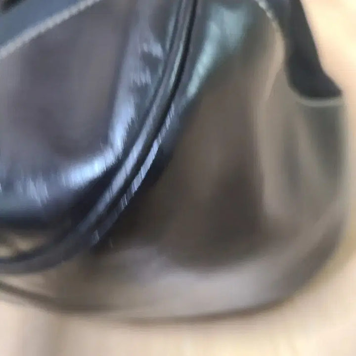 [SOLD OUT] 프라다 문백 빈티지 버전 정품 숄더백