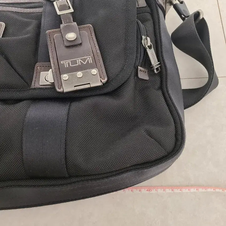 [BUNJANG] TUMI Alpha Bravo Slim Briefcase Crossbody Bag / 투미 알파브라보 슬림 브리프케이스 정품 크로스백 가방