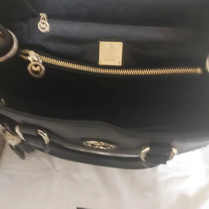 [BUNJANG] Metrocity Black Square Tote Shoulder Bag / 메트로시티 블랙 사각 토트백 숄더백 태슬참