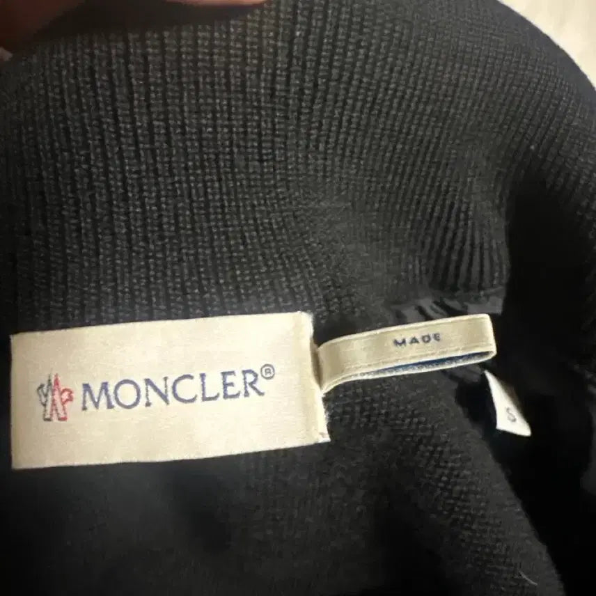 [SOLD OUT] 몽클레어 니트 패딩