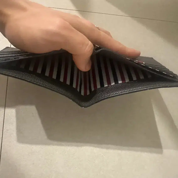 [SOLD OUT] 톰브라운 정품 반지갑