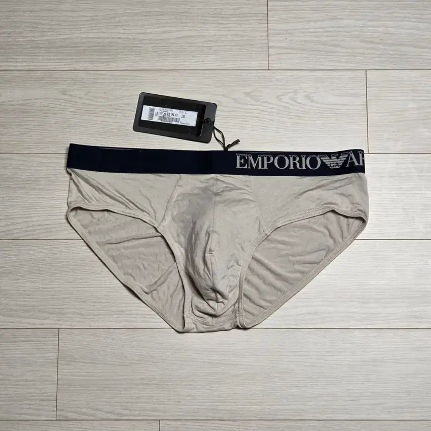 [BUNJANG] Emporio Armani Triangle Briefs / [L] 엠포리오 아르마니 삼각 팬티 브리프 C