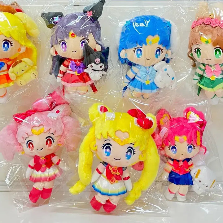 [BUNJANG] Sanrio x Sailor Moon Collaboration Limited Mascot Plush Set (7 Types) / [미사용] 산리오세일러문 콜라보한정 마스코트인형 7종세트 쿠로미폼푸코기뮹