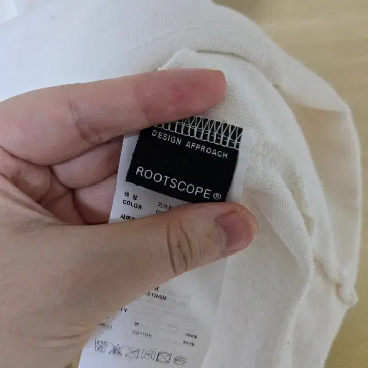 [BUNJANG] NEITHERS 1-POCKET T-Shirt / 네이더스(NEITHERS) 원 포켓 티셔츠