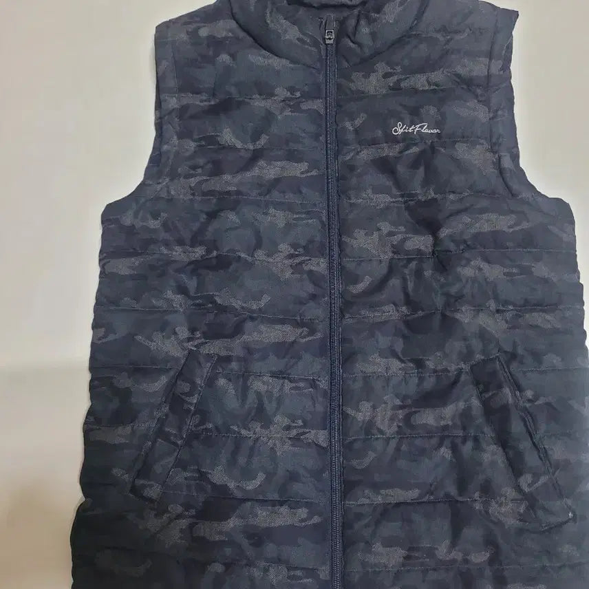 [BUNJANG] Split Flavor Camo Padded Vest / Split Flavor 카모 패딩 조끼