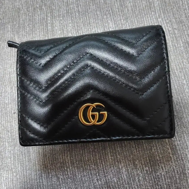 [BUNJANG] Gucci Marmont Bi-fold Wallet / 구찌 마몬트 반지갑 블랙