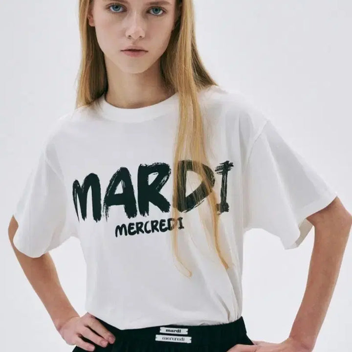 [SOLD OUT] 마르디메크르디 브러쉬로고 티셔츠