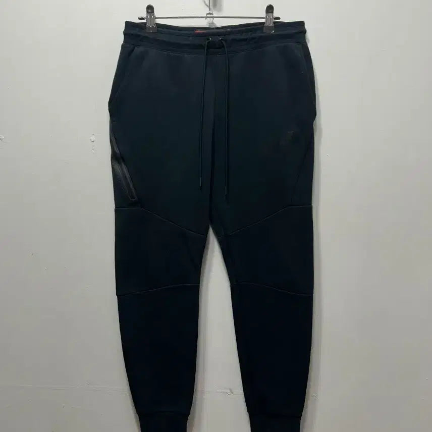 [BUNJANG] Nike Tech Fleece Jogger Pants Black M / 나이키 테크 플리스 조거 블랙 M