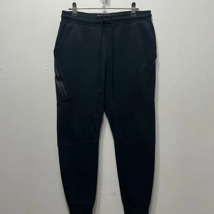 [BUNJANG] Nike Tech Fleece Jogger Pants Black M / 나이키 테크 플리스 조거 블랙 M