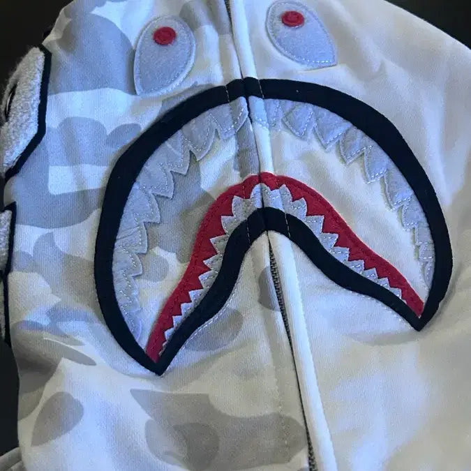 [SOLD OUT] 베이프 샤크 후드 백계 반 카모