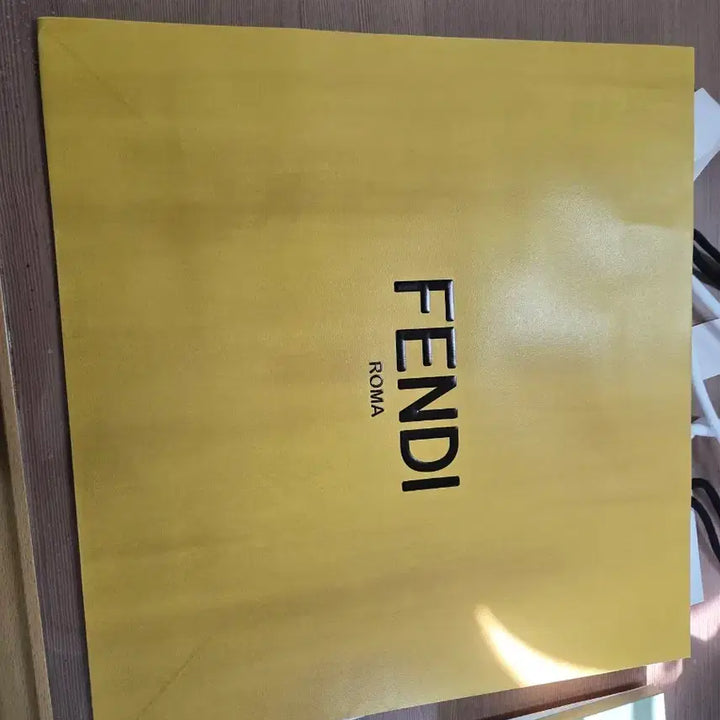 [BUNJANG] Fendi Shoes Full Set / 펜디 신발 풀박스