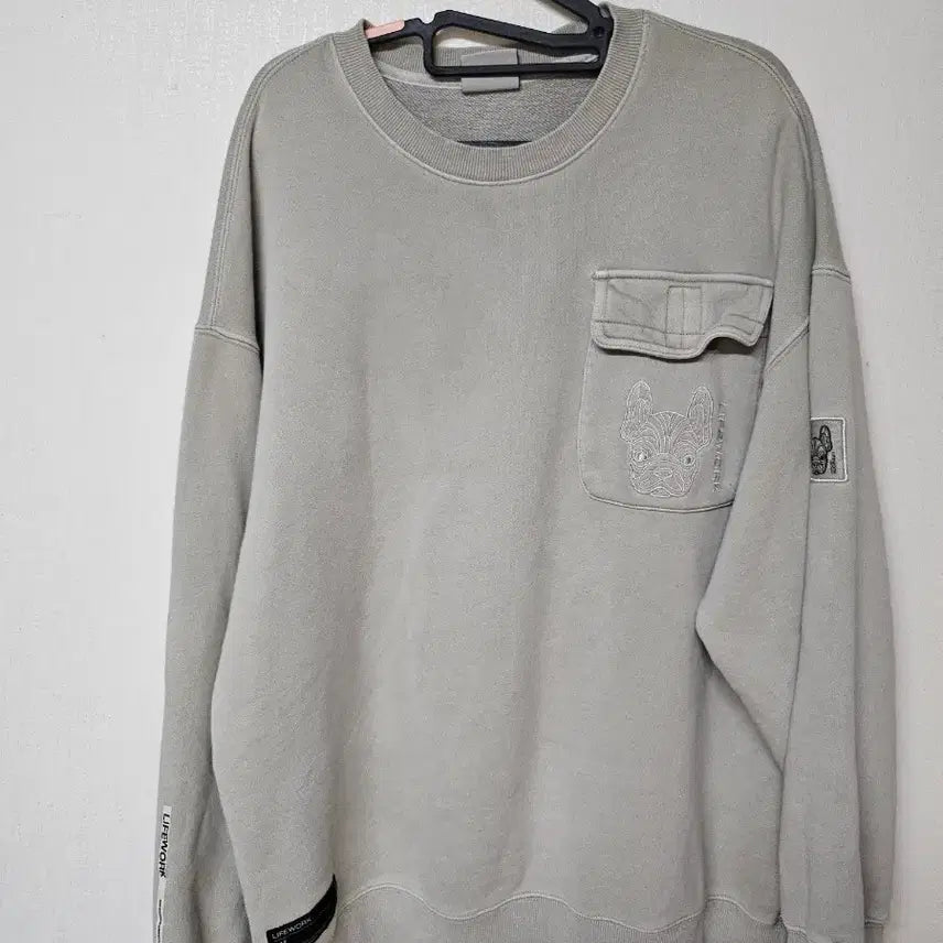 [BUNJANG] Life Work Dog Pocket Sweatshirt L / 라이프워크 강아지 포켓 맨투맨 티셔츠 L