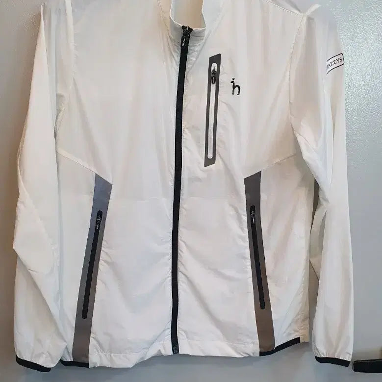[BUNJANG] HAZZYS White Thin Windbreaker / HAZZYS 신형 헤지스 화이트 얇은바람막이