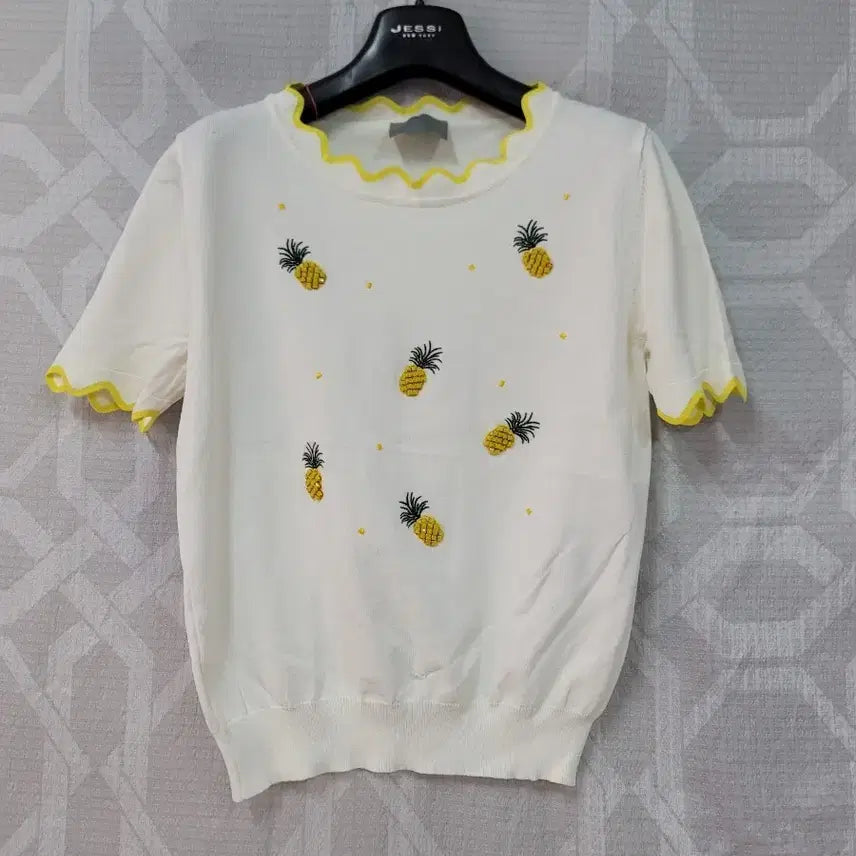 [SOLD OUT] 니트티