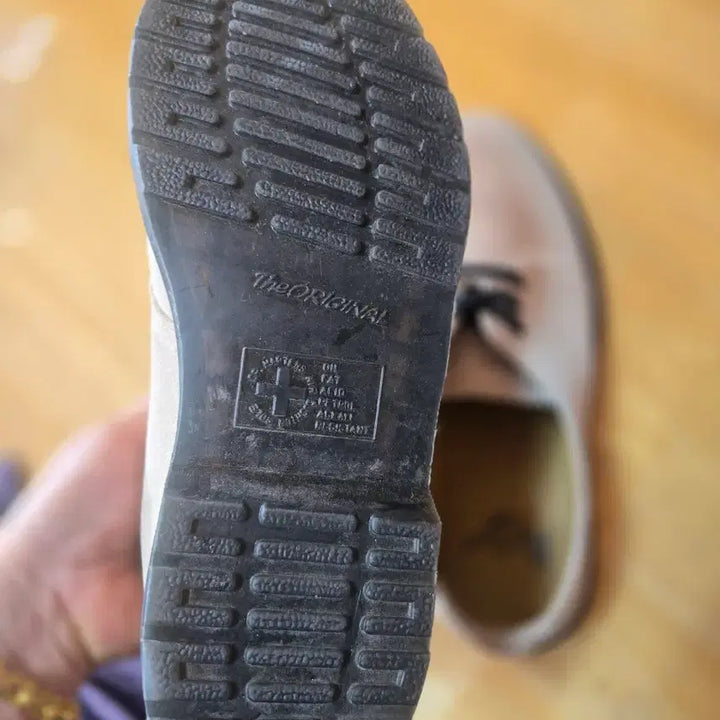 [BUNJANG] Dr. Martens Suede Loafer Shoes (260-265) / 닥터마틴 스웨이드 로퍼 슈즈(260~265)