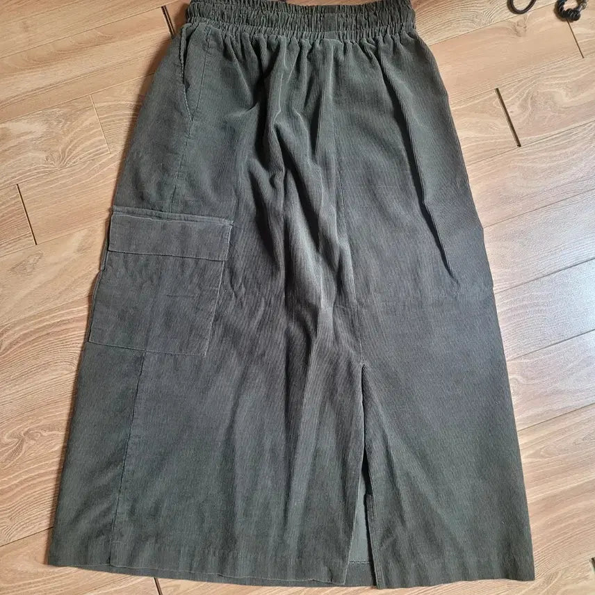 [BUNJANG] Corduroy Cargo Long Skirt / 코듀로이 카고 롱 스커트 free