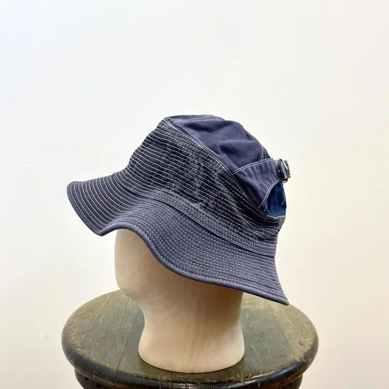 [SOLD OUT] 캐피탈 치노 노인과 바다