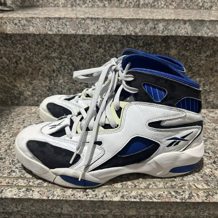 [BUNJANG] Reebok Shark Attack Shoes / 리복 REEBOK 샤크어택 270-275 사이즈 NBA