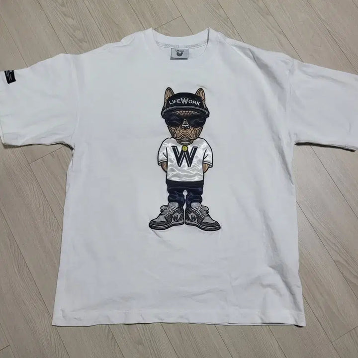[SOLD OUT] 라이프워크 강아지 캐릭터 패치 반팔 티셔츠  남녀공용
