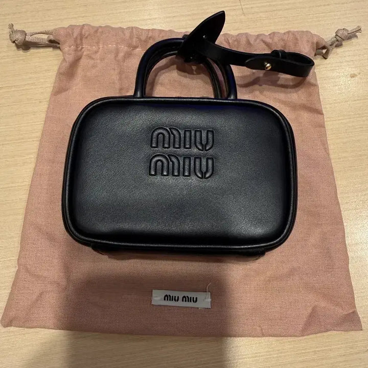 [BUNJANG] Miu Miu Micro Leather Bow Bag Black / 미우미우 miumiu 마이크로 레더 보 백 블랙 새상품