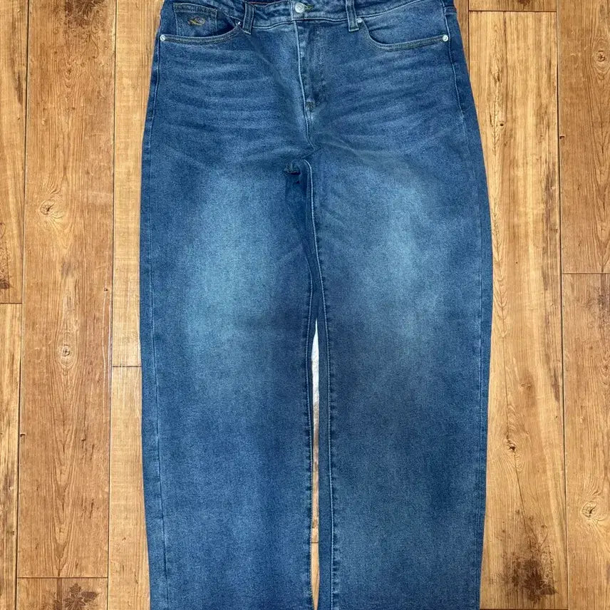 [SOLD OUT] 플랙 와이드 엘라스틱 진 M54 빈티지 블루 36사이즈 판매합니다.