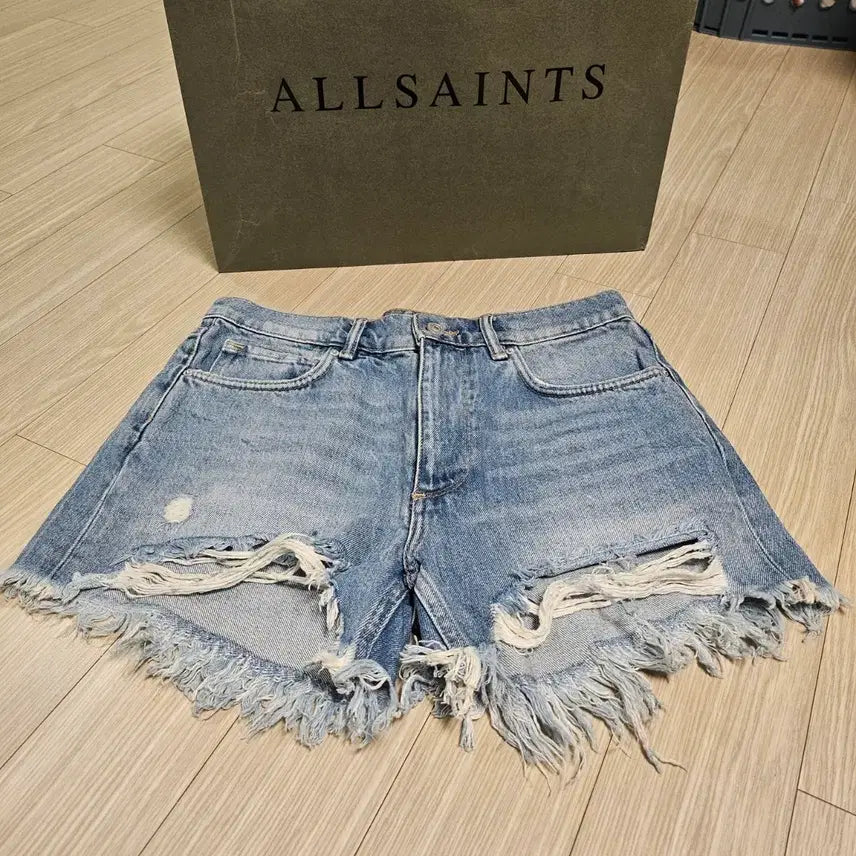[BUNJANG] ALLSAINTS Denim Cut-off Shorts / ALLSAINTS 올세인트 데님 컷오프 숏팬츠 반바지