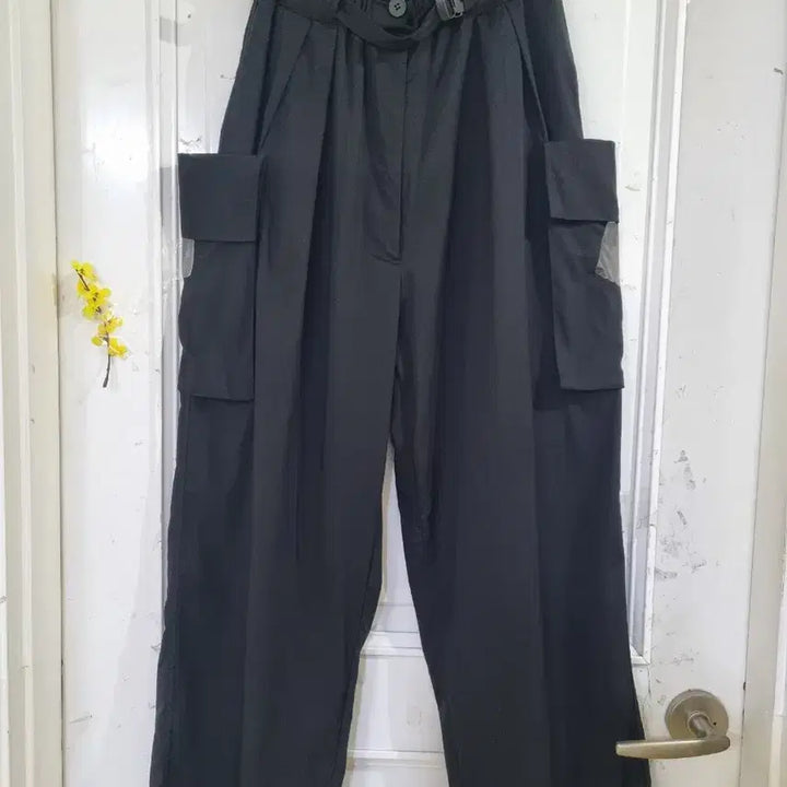 [BUNJANG] 여름 시원한  고급스런 텐셀 와이드 카고. 밴딩. 통바지  33까지 / 여름 시원한  고급스런 텐셀 와이드 카고. 밴딩. 통바지  33까지
