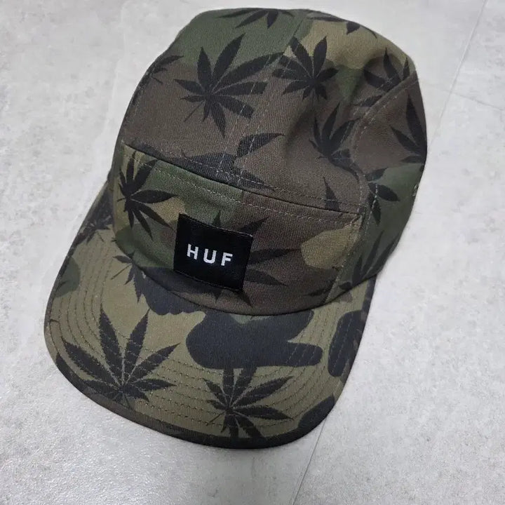 [BUNJANG] HUF Plant Life Camo 5 Panel Camp Cap / 허프 플랜트 라이프 카모 5패널 캠프캡