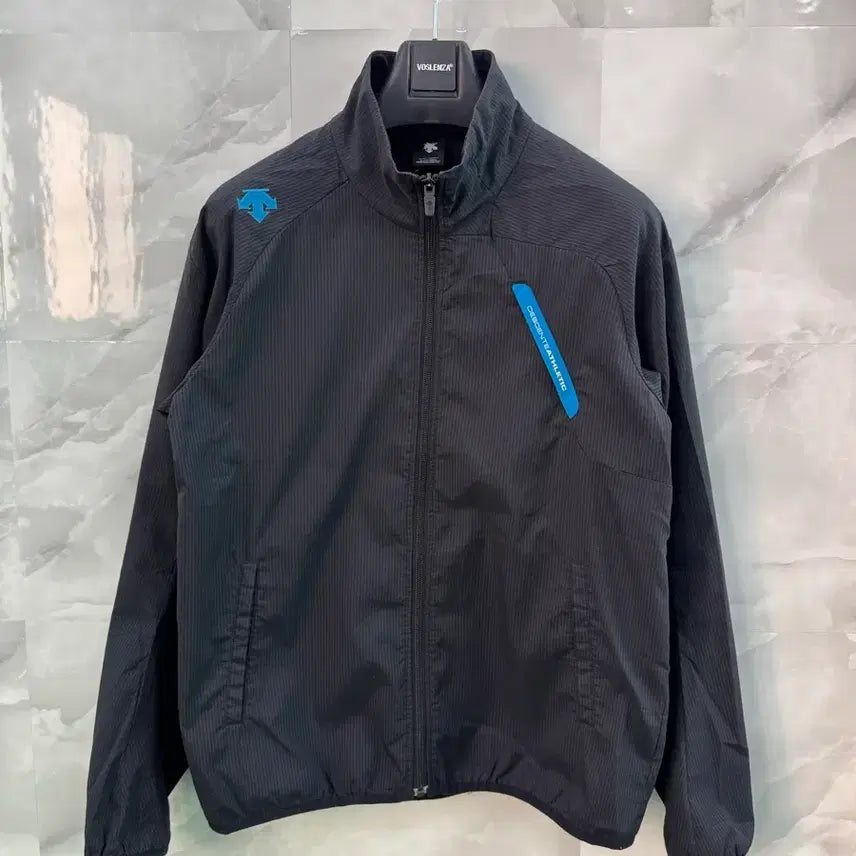 [SOLD OUT] 데상트 남성 바람막이 블랙 자켓 100