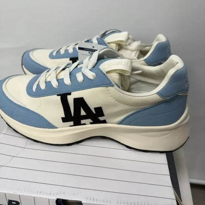 [BUNJANG] MLB LA Dodgers Chunky Jogger Sneakers / MLB 청키 조거 LA다저스 운동화 (새상품 택O / 270)