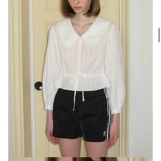 [BUNJANG] Somewherebuttere Lily Lace Blouse / 썸웨어버터 릴리 레이스 블라우스