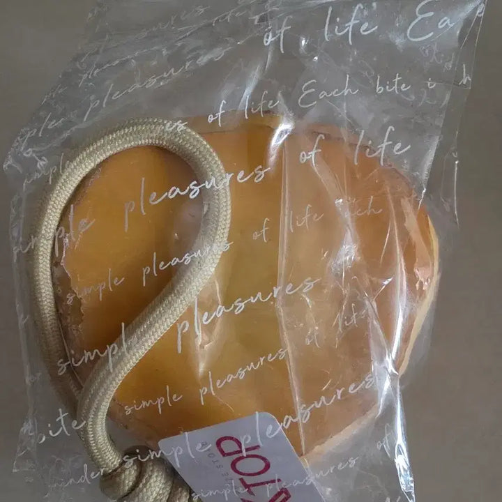 [BUNJANG] Bread Squishy Keychain / 빵 브레드 말랑이 스퀴시 키링