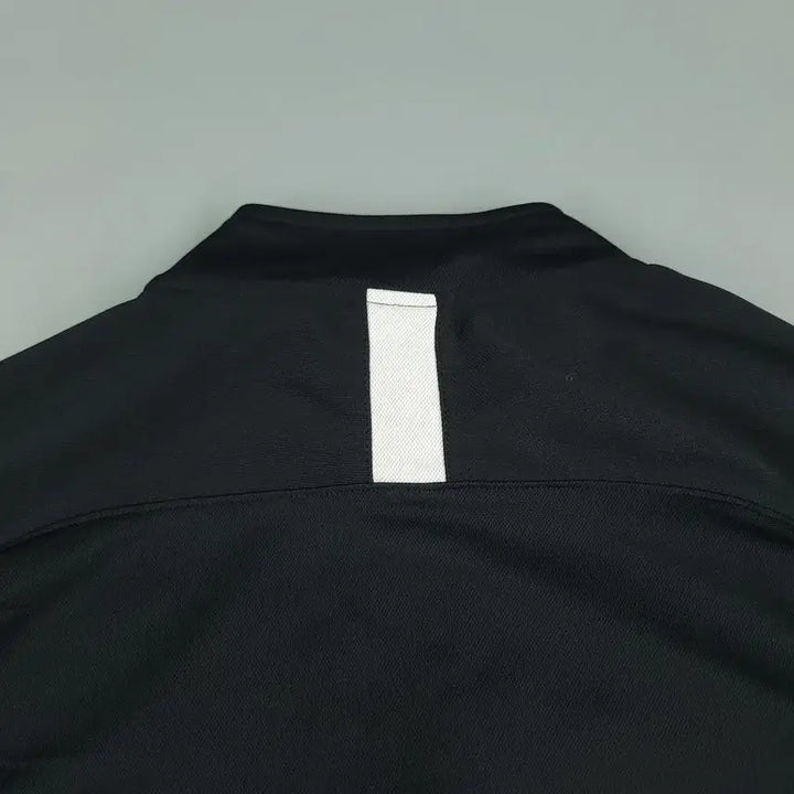 [BUNJANG] Nike Reglan Dry-Fit Track Top / 나이키 블랙 화이트 배색 스우시 로고 레글런 드라이핏 트랙탑 집업 져지