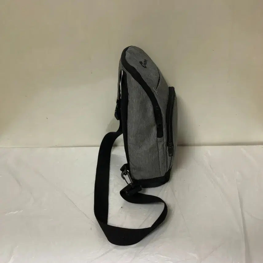 [BUNJANG] Nepa Sling Bag / 네파 슬링백@9955